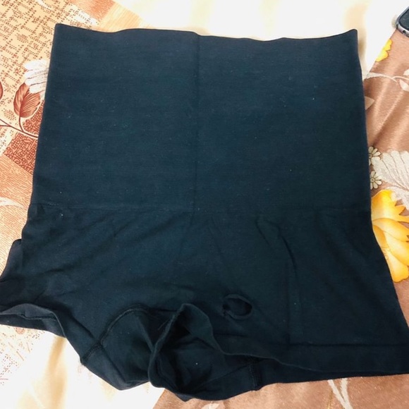 Zivame body shaper briefs - Picture 3 of 9